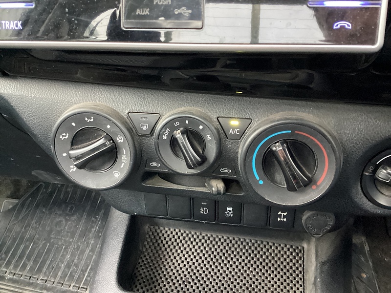 Toyota D-4D Active S/C A/C Euro 6