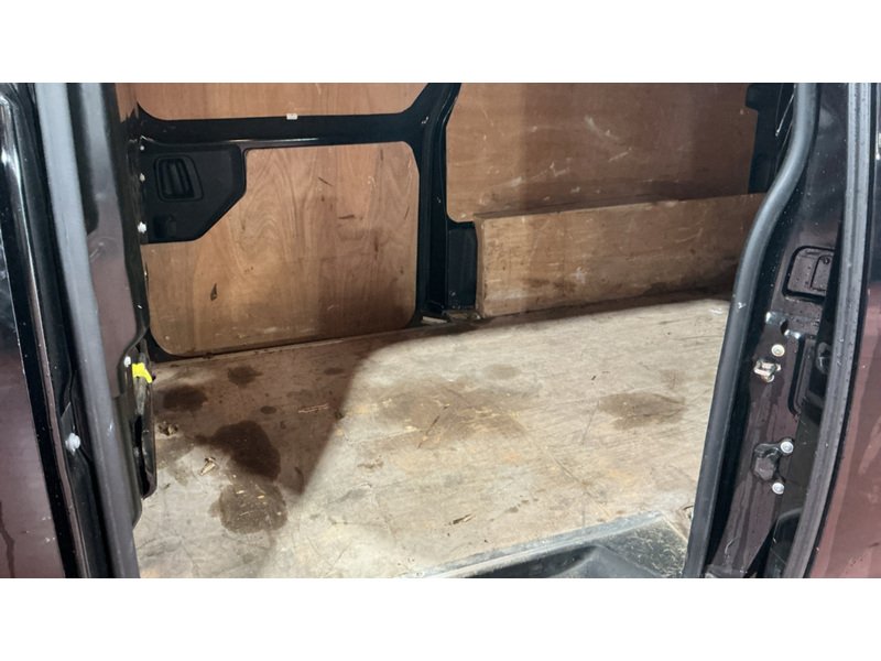 Vauxhall 3100 Elite LWB L/R Euro 6