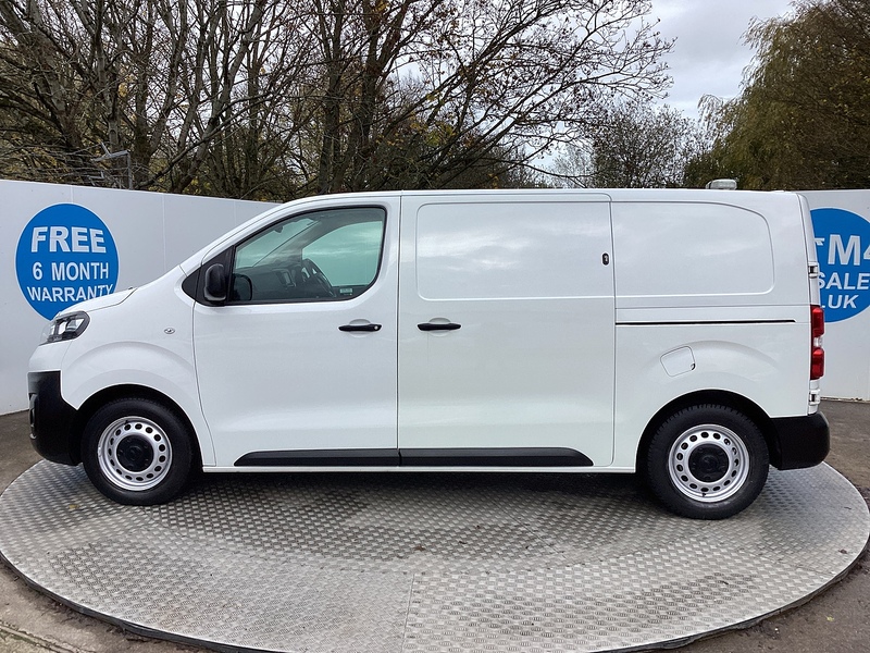 Vauxhall Turbo D 2700 Dynamic LWB A/C L/R Euro 6