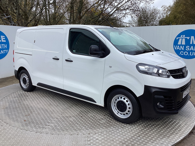 Vauxhall Turbo D 2700 Dynamic LWB A/C L/R Euro 6