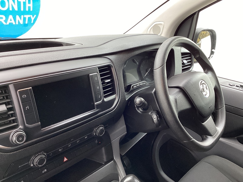 Vauxhall Turbo D 2700 Dynamic LWB A/C L/R Euro 6