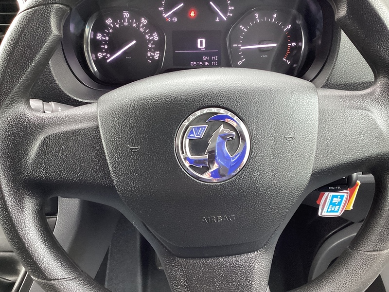 Vauxhall Turbo D 2700 Dynamic LWB A/C L/R Euro 6