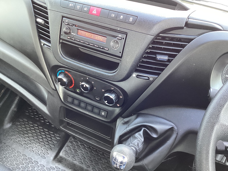 Iveco TD 14V 35C 3450 Dropside Euro 6 **NO VAT** L=14ft