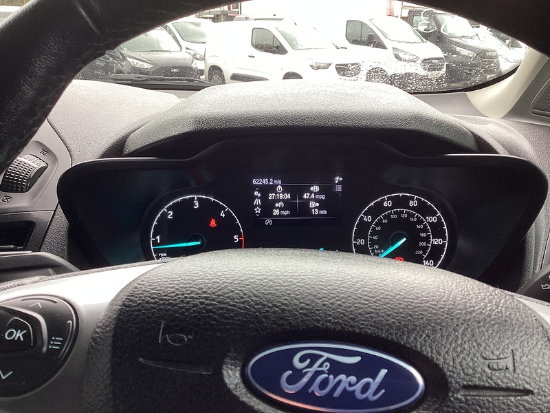 Ford 240 EcoBlue Limited SWB A/C Euro 6 