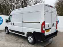 Vauxhall Movano CDTi 3500 BiTurbo Dynamic MWB M/R Euro 6 