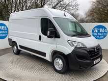 Vauxhall Movano CDTi 3500 BiTurbo Dynamic MWB M/R Euro 6 