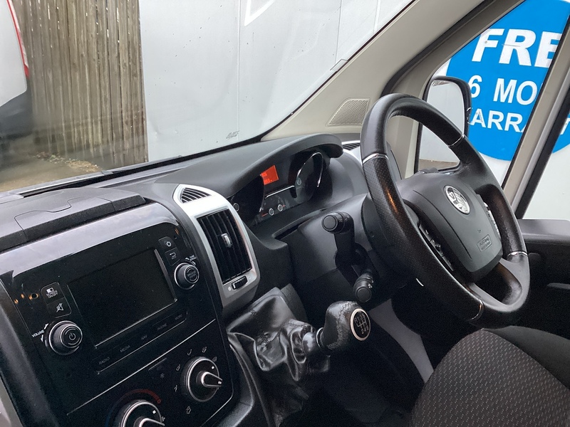 Vauxhall CDTi 3500 BiTurbo Dynamic MWB M/R Euro 6