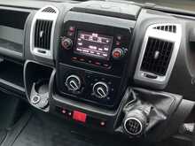 Vauxhall Movano CDTi 3500 BiTurbo Dynamic MWB M/R Euro 6 