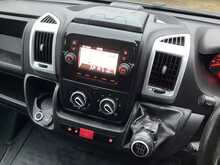 Vauxhall Movano CDTi 3500 BiTurbo Dynamic MWB M/R Euro 6 