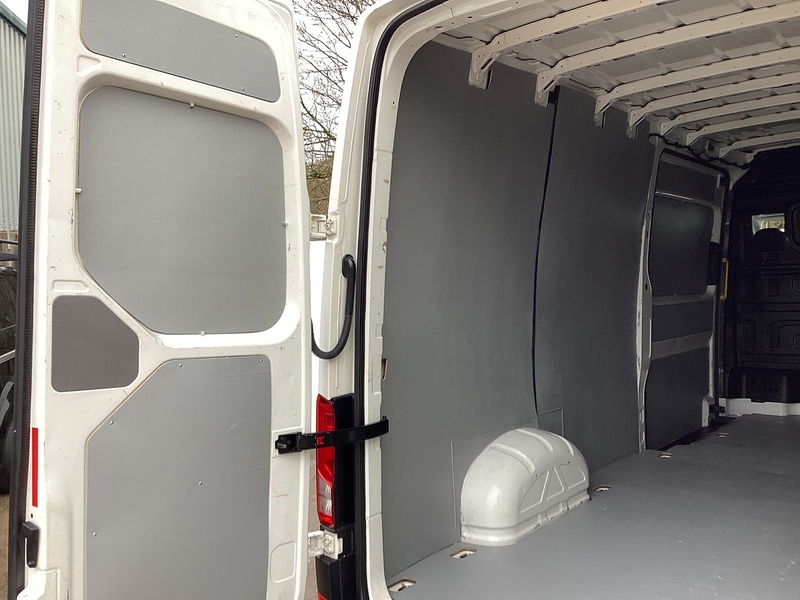 Volkswagen TDI CR35 Startline LWB H/R Euro 6