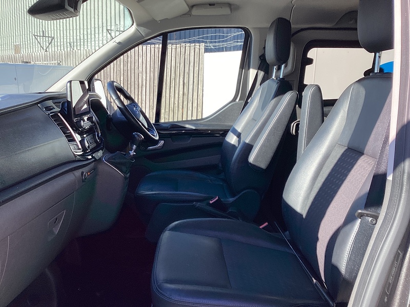 Ford 320 EcoBlue Sport Crewcab Euro 6 **NO VAT**