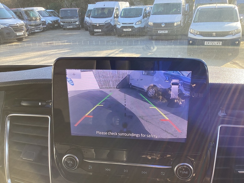 Ford 320 EcoBlue Sport Crewcab Euro 6 **NO VAT**