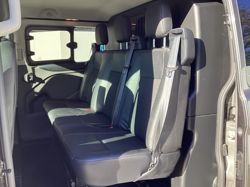 Ford 320 EcoBlue Sport Crewcab Euro 6 **NO VAT**