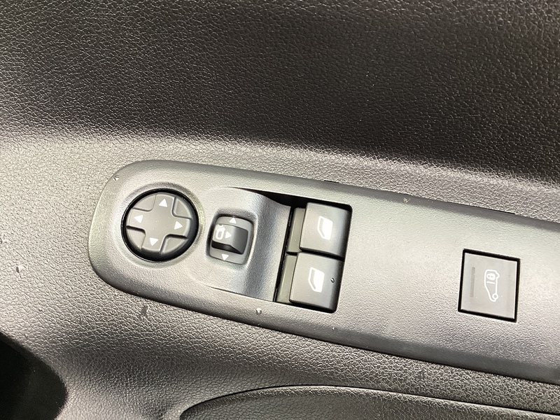 Peugeot BlueHDi 1000 Professional Premium SWB Euro 6