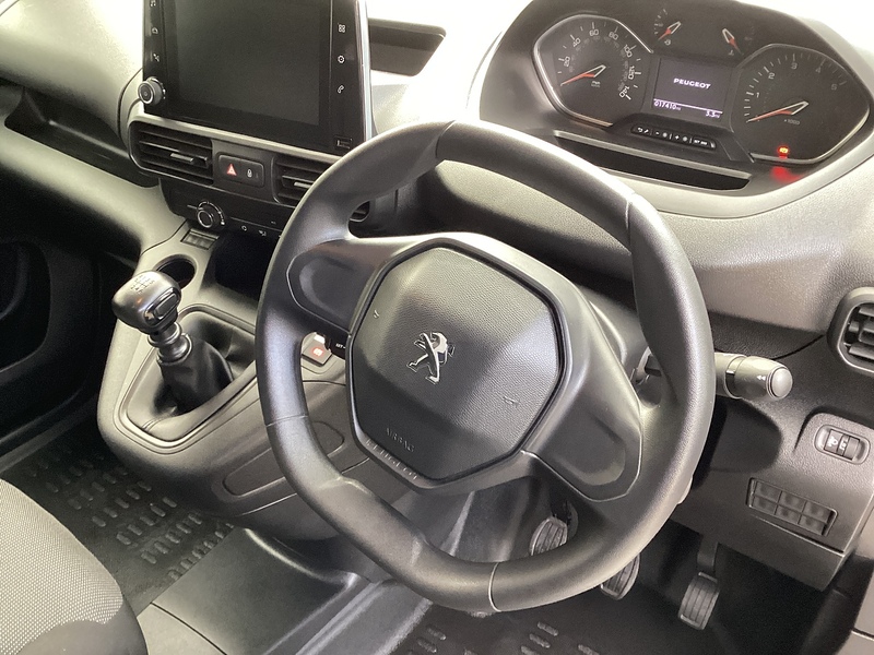 Peugeot BlueHDi 1000 Professional Premium SWB Euro 6