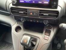 Peugeot Partner BlueHDi 1000 Professional Premium SWB Euro 6 