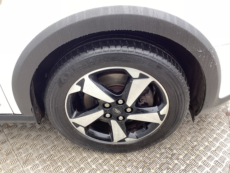 Ford 200 EcoBlue Active SWB Euro 6 **NO VAT**