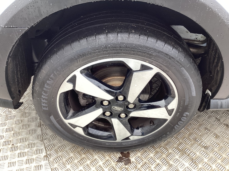 Ford 200 EcoBlue Active SWB Euro 6 **NO VAT**