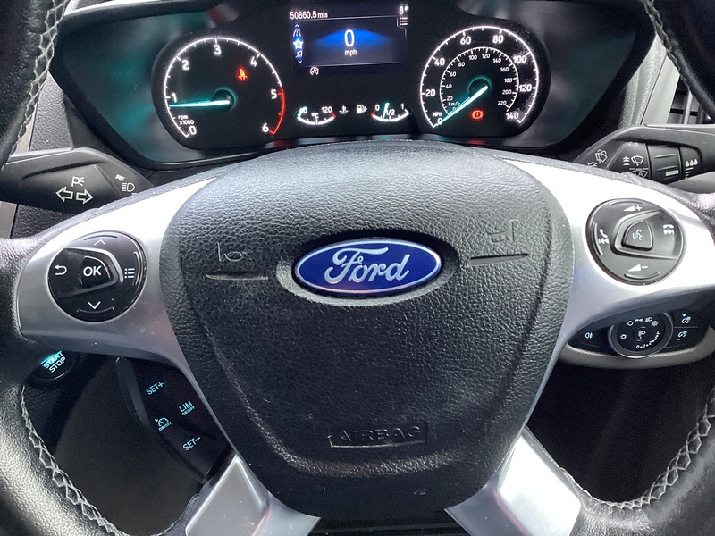 Ford 200 EcoBlue Active SWB Euro 6 **NO VAT**