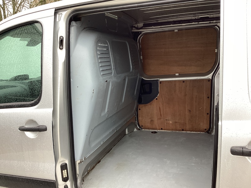 Citroen 1000  HDi Enterprise SWB L/R A/C **NO VAT**