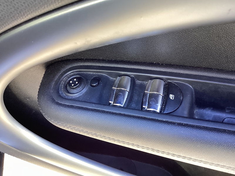 MINI Cooper SD Auto A/C **NO VAT**