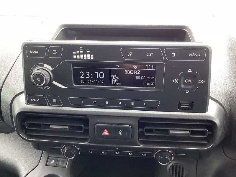 Vauxhall Turbo D 2000 Sportive SWB A/C Euro 6