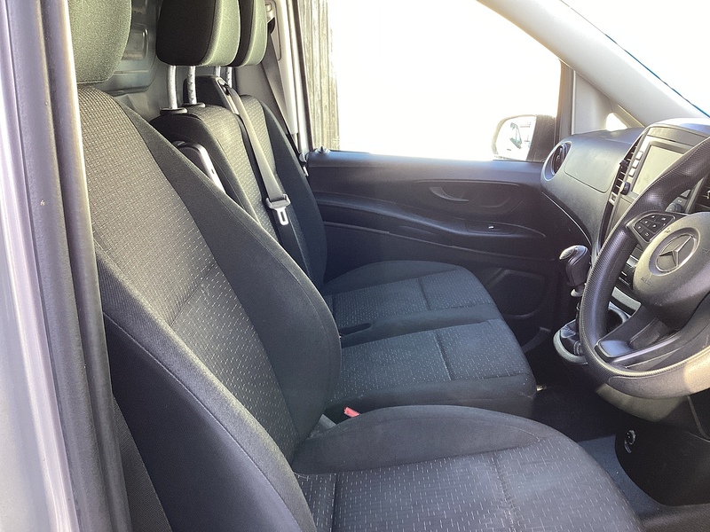 Mercedes 110 CDI Progressive SWB L/R  A/C Euro 6 