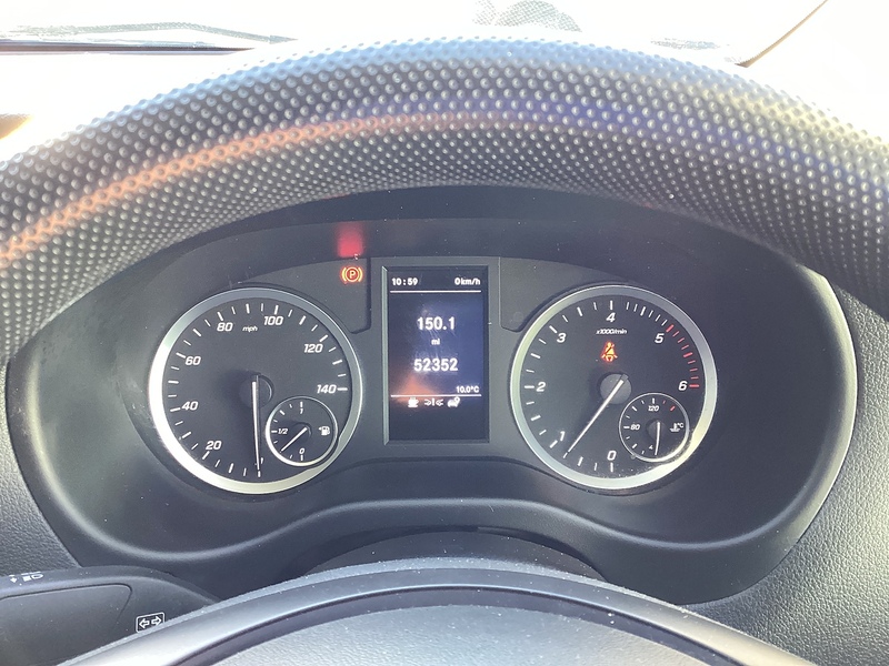 Mercedes 110 CDI Progressive SWB L/R  A/C Euro 6 