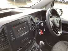 Mercedes Vito 110 CDI Progressive SWB L/R  A/C Euro 6 