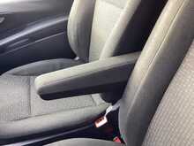 Mercedes Vito 110 CDI Progressive SWB L/R  A/C Euro 6 