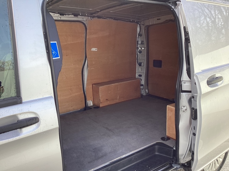 Mercedes 110 CDI Progressive SWB L/R  A/C Euro 6 