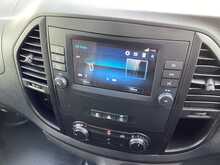 Mercedes Vito 110 CDI Progressive SWB L/R  A/C Euro 6 