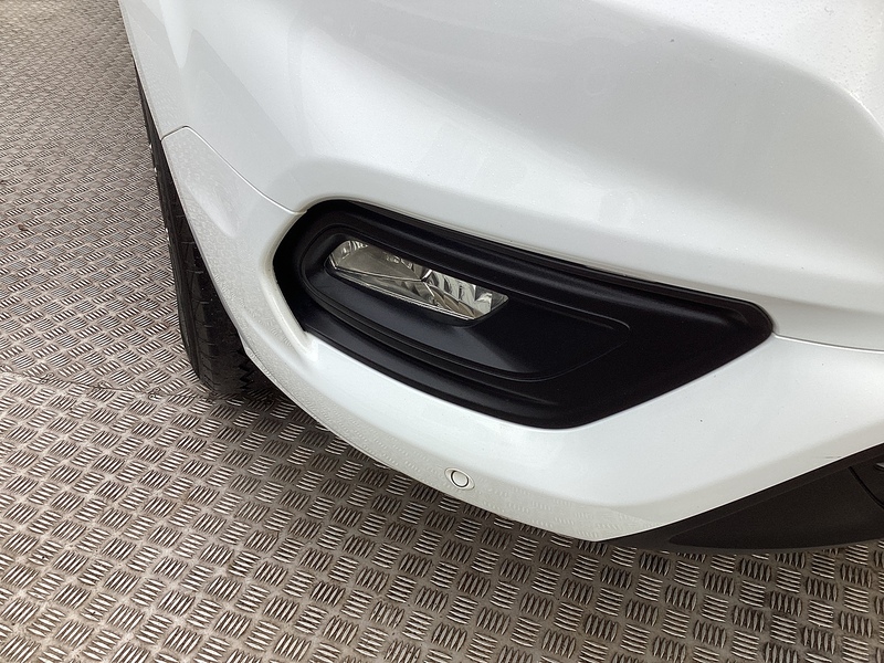 Ford 280 EcoBlue Limited SWB L/R A/C Euro 6 