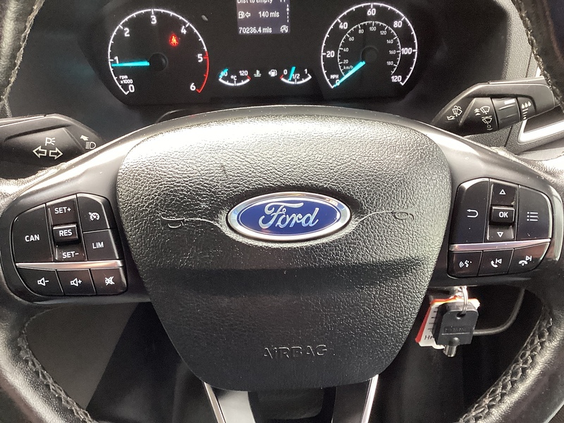 Ford 280 EcoBlue Limited SWB L/R A/C Euro 6 