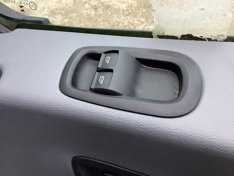 Ford 350 EcoBlue MWB H/R A/C Euro 6