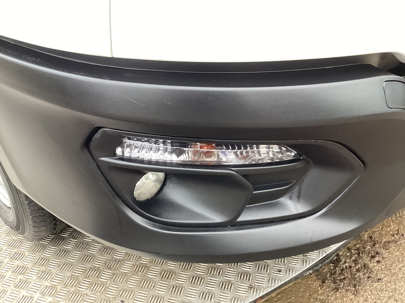 Iveco D HPI 14V 35S 3450 MWB Dropside A/C Euro 6 L=13ft 6