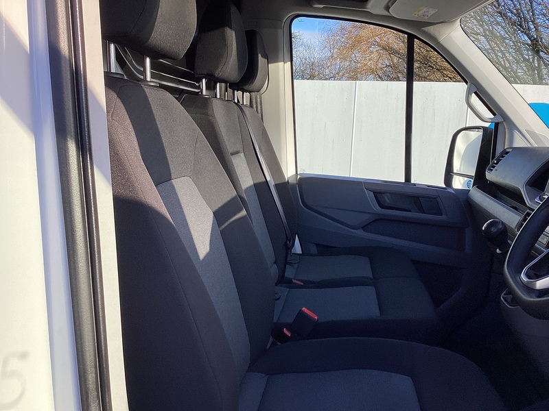 Volkswagen TDI CR35 Commerce MWB H/R A/C Euro 6