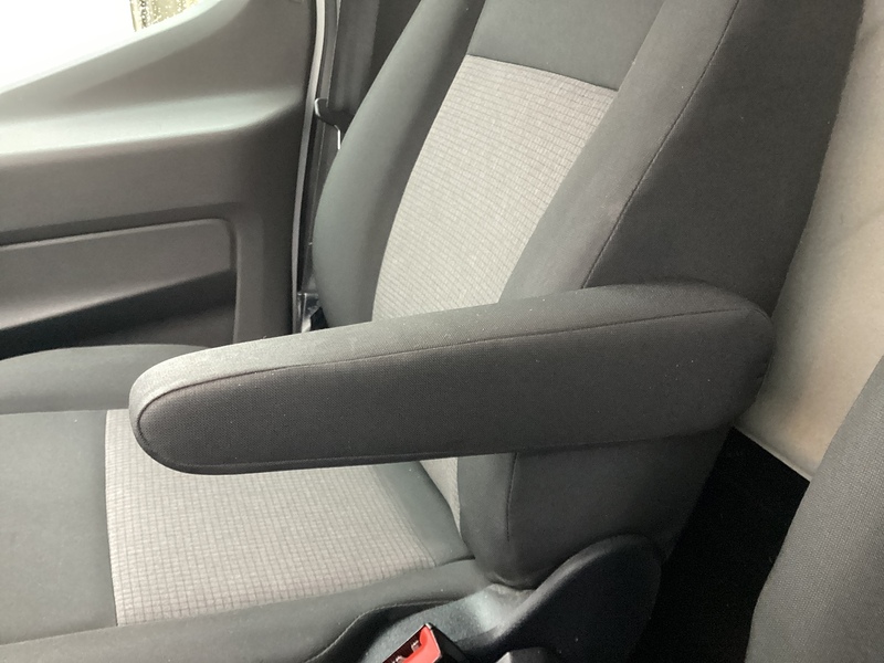 Ford 350 EcoBlue Leader LWB M/R A/C Euro 6