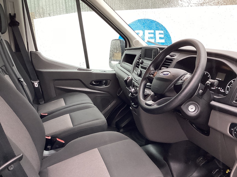 Ford 350 EcoBlue Leader LWB M/R A/C Euro 6