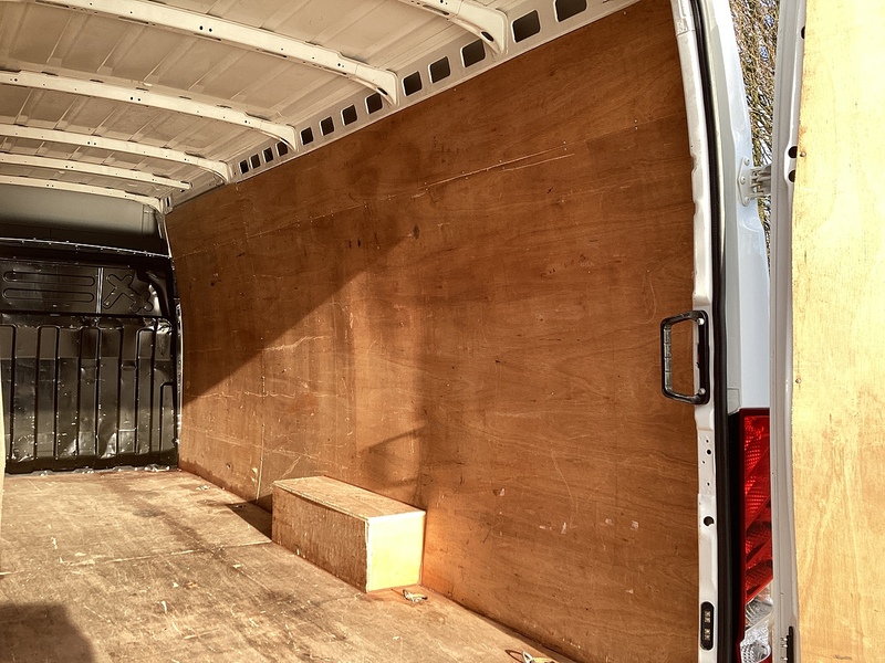 Iveco D HPI 14V 35S 3520L XLWB H/R A/C Euro 6