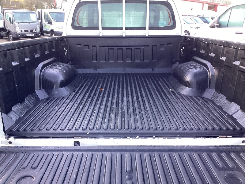 Toyota D-4D Active King Cab A/C Euro 6 