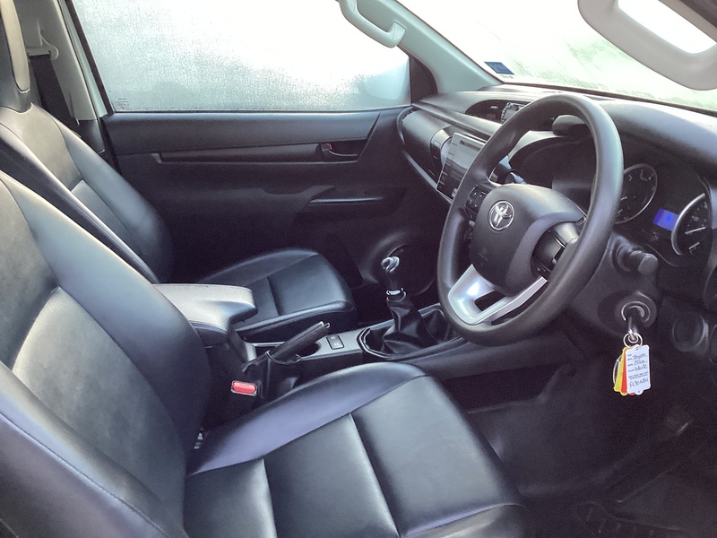 Toyota D-4D Active King Cab A/C Euro 6 