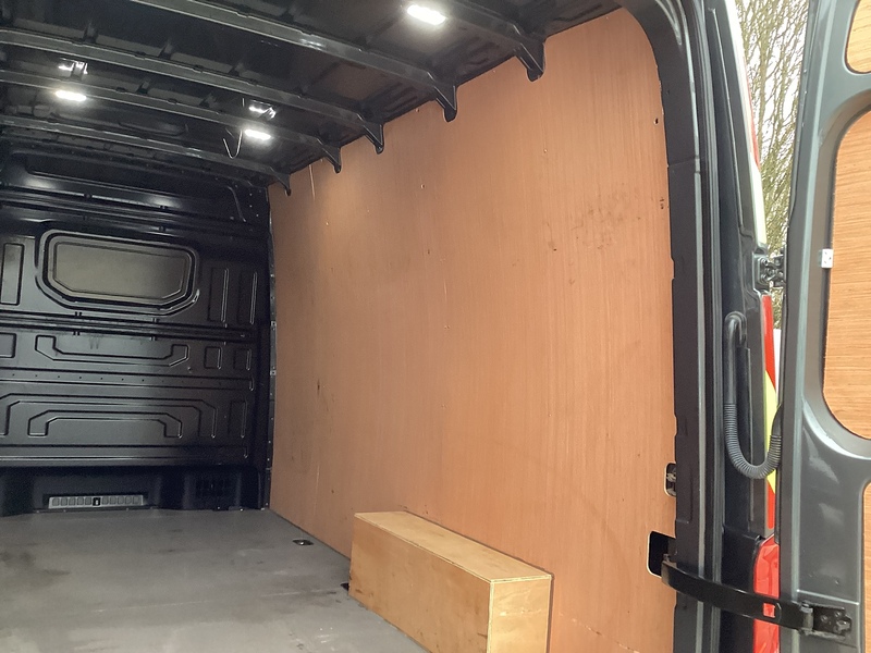 MAN BiTurbo 3180d LION XP MWB H/R Euro 6 4x4 A/C