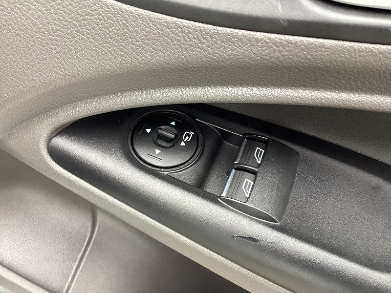 Ford 250 EcoBlue Limited LWB L/R A/C Euro 6