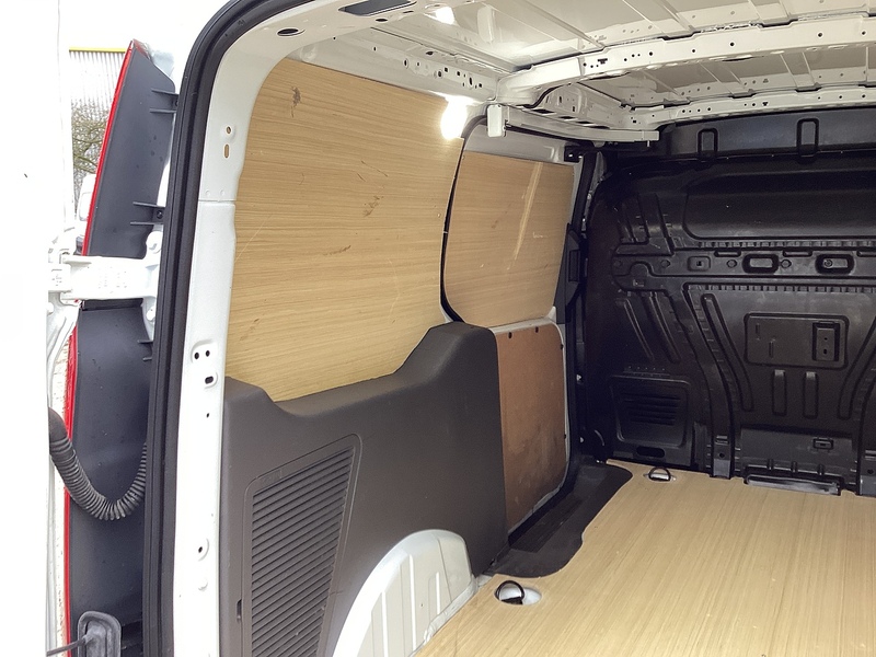 Ford 250 EcoBlue Limited LWB L/R A/C Euro 6