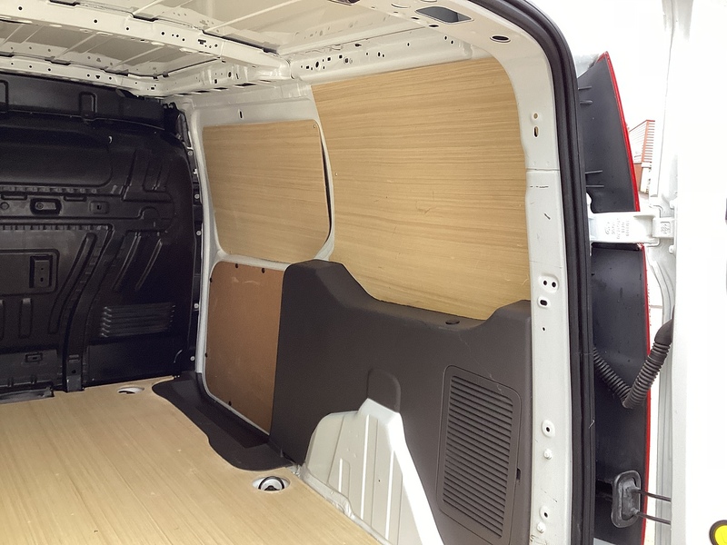 Ford 250 EcoBlue Limited LWB L/R A/C Euro 6