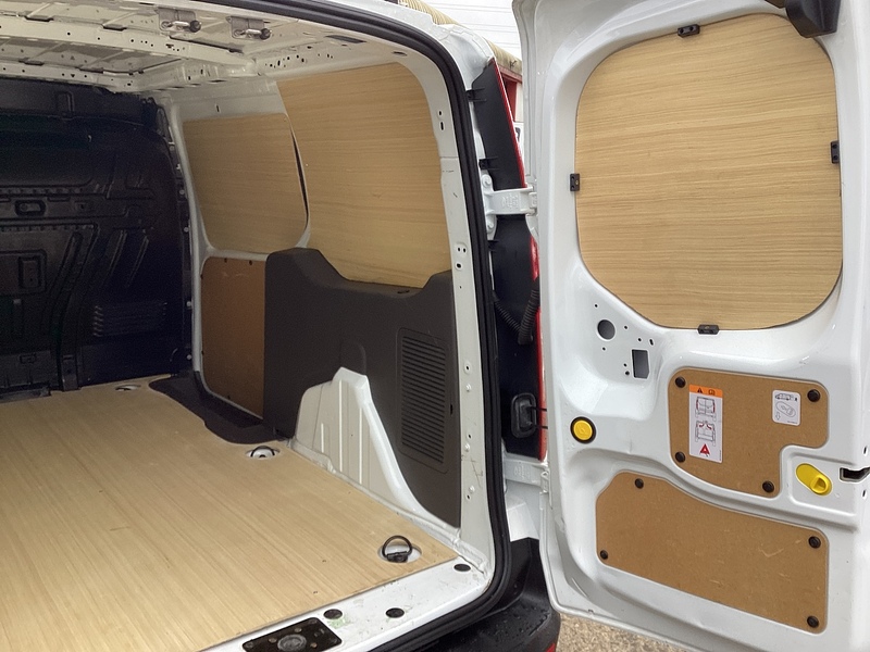 Ford 250 EcoBlue Limited LWB L/R A/C Euro 6