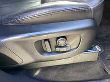 Land Rover Discovery SD4 S 4x4 240s  A/C Euro 6 