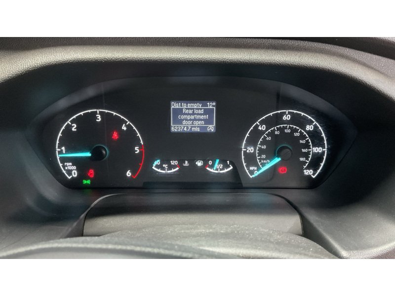 Ford 320 EcoBlue Limited Crewcab Euro 6