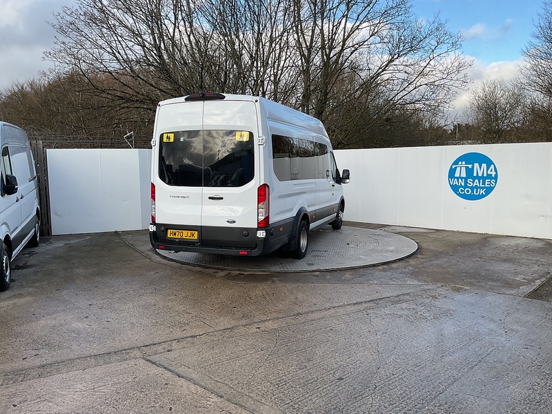 Ford 460 EcoBlue Leader 17 Seater Euro 6